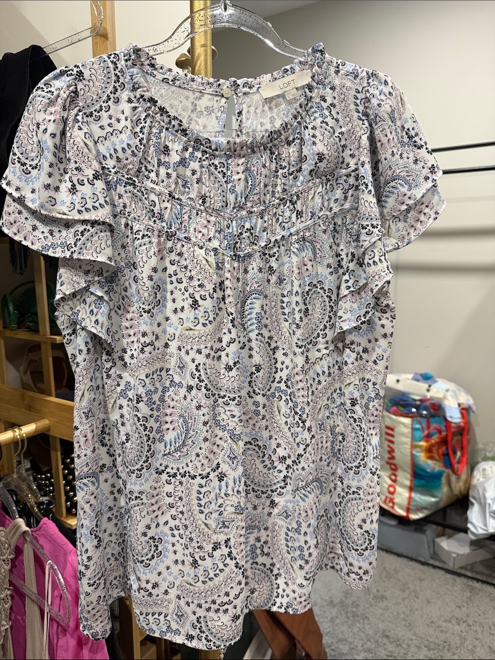 Loft Light Blue Paisley Flutter Sleeve Top XL - Picture 2 of 4